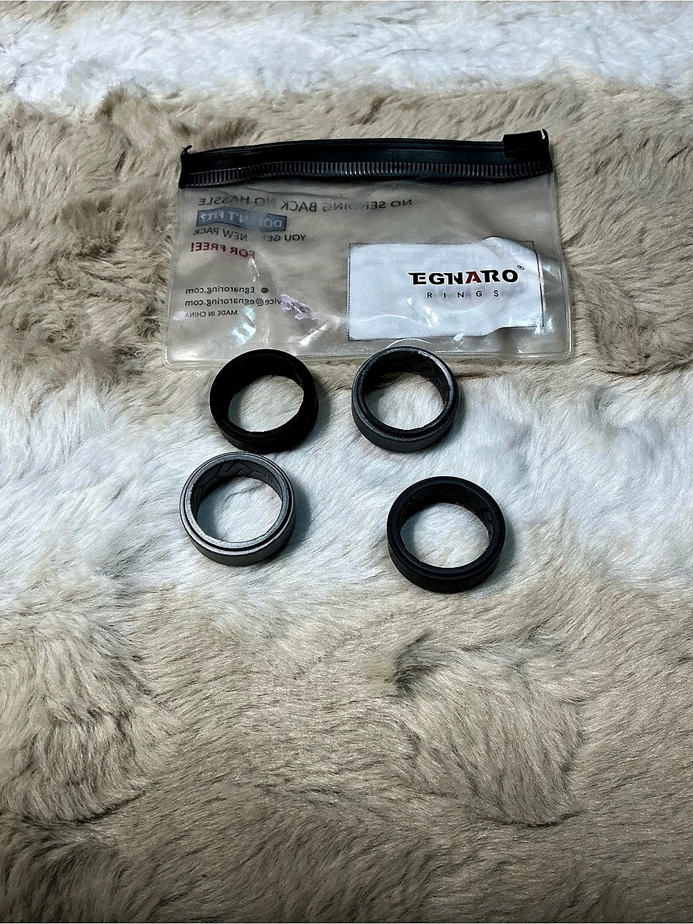 EGNARO Men’s Silicone Wedding Rings 4 Pack Size 10 Black Gray Rubber Bands